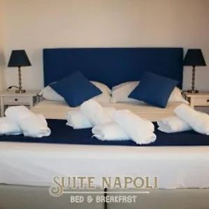 House Angioino Couette-café